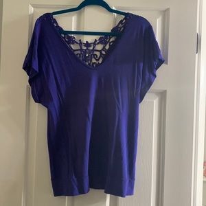women’s open back lace shirt